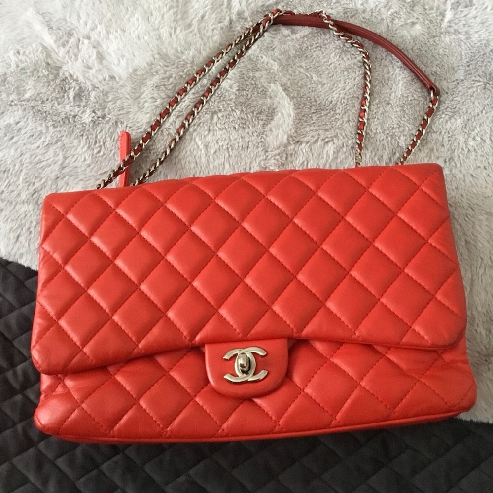 🔥 RED Chanel Maxi Flap Bag 🔥
